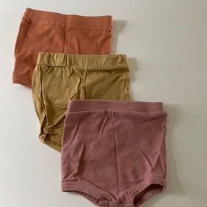 Kate Quinn bloomers